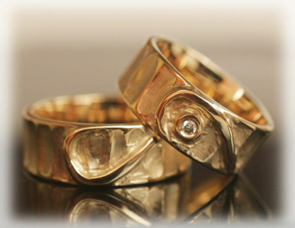 Herz Trauringe IM566 mit Diamant in Gelbgold ausgefallen - Image 3